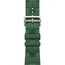Ремешок Apple Watch Hermès Kilim Single Tour | 46 мм | Vert Moyen, Размер корпуса : 46 мм (Также работает с 44 мм), Цвет: Vert Moyen, Размер ремешка : 160–195 мм Ремешок Apple Watch Hermès Kilim Single Tour | 46 мм | Vert Moyen, Размер корпуса : 46 мм (Также работает с 44 мм), Цвет: Vert Moyen, Размер ремешка : 160–195 мм